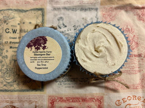 Tea Tree & Peppermint Shampoo Bar with goat milk